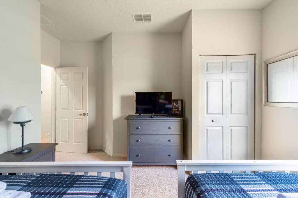 Super Comfy And Spacious 3 Bedroom 10 Minutes From Disney, With Major Shopping 4 Minutes Away Kissimmee Luaran gambar