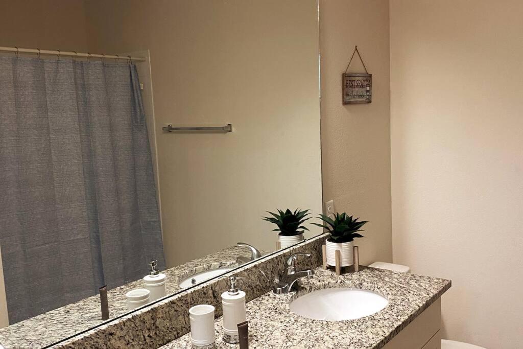 Super Comfy And Spacious 3 Bedroom 10 Minutes From Disney, With Major Shopping 4 Minutes Away Kissimmee Luaran gambar