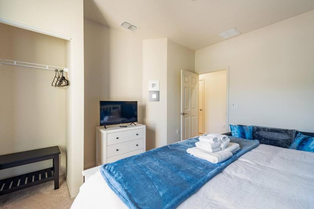 Super Comfy And Spacious 3 Bedroom 10 Minutes From Disney, With Major Shopping 4 Minutes Away Kissimmee Luaran gambar